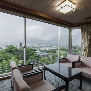 Japanese-Style Deluxe Room Mountain View